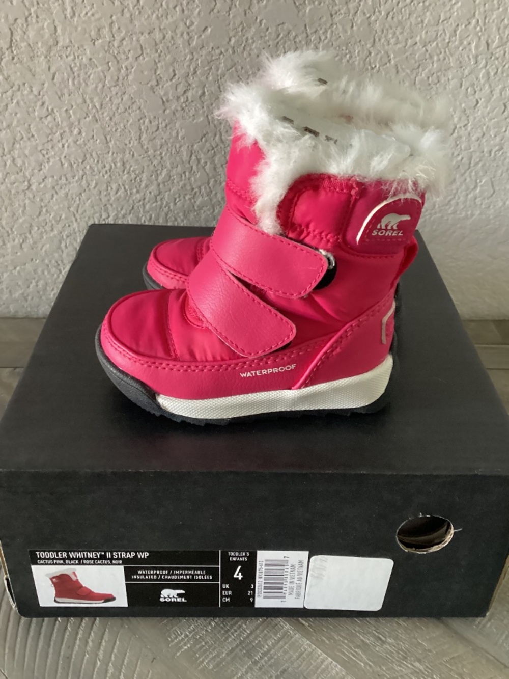 SOREL Babyβs Whitney II Strap Boots, size 4